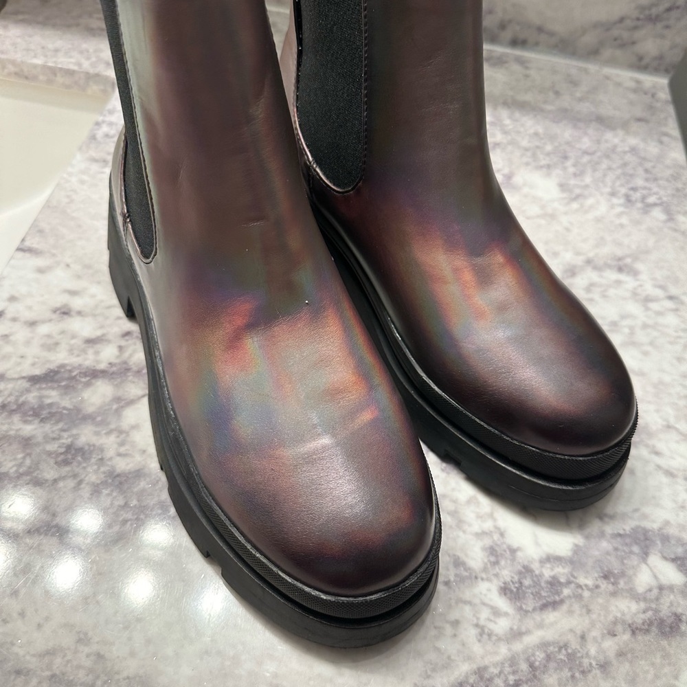 Steve Madden  Chelsea ankle boots size  4 NWOT - Picture 4 of 8